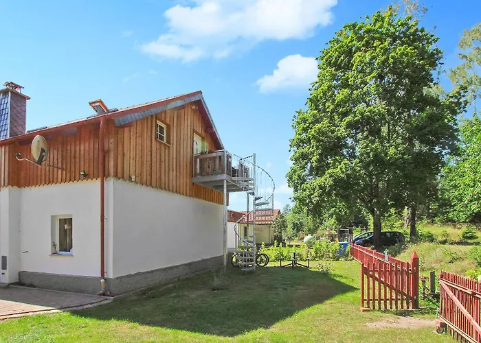 Ferienwohnung Gruenow شقة